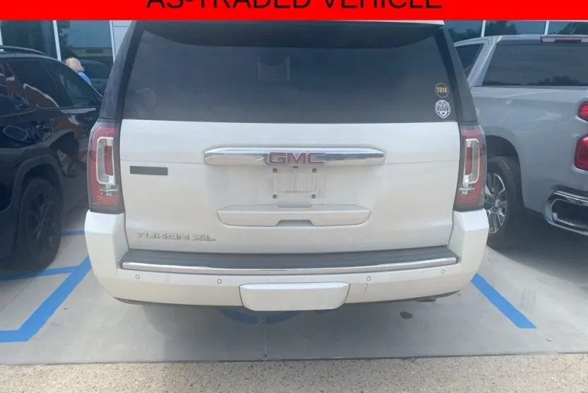 2015 Gmc Yukon XL 1500 Denali photo 1