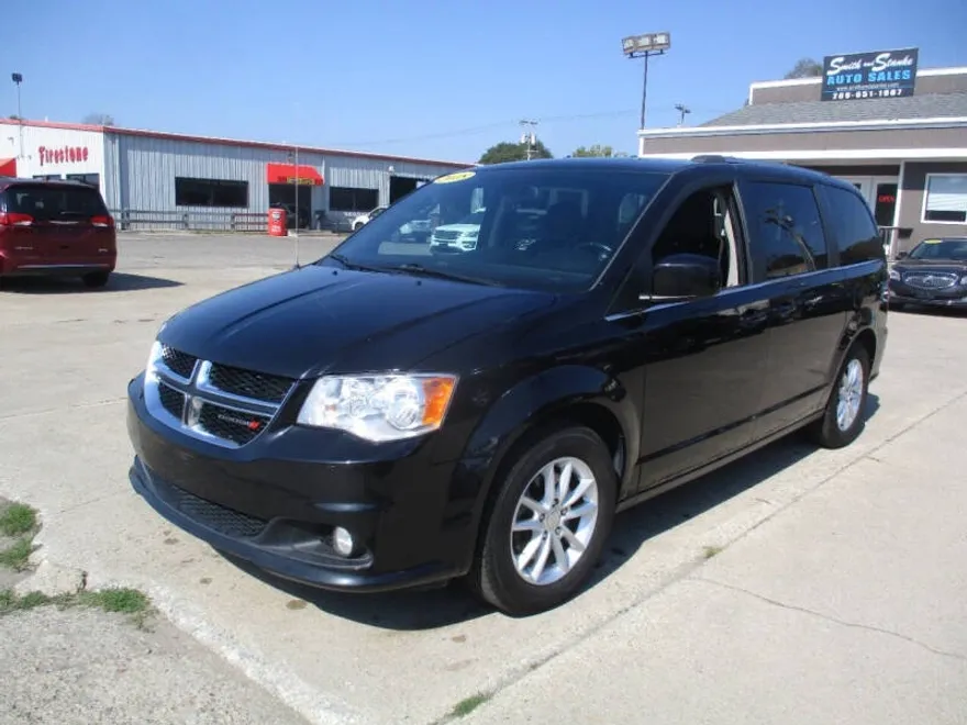 2018 Dodge Grand Caravan SXT photo 1