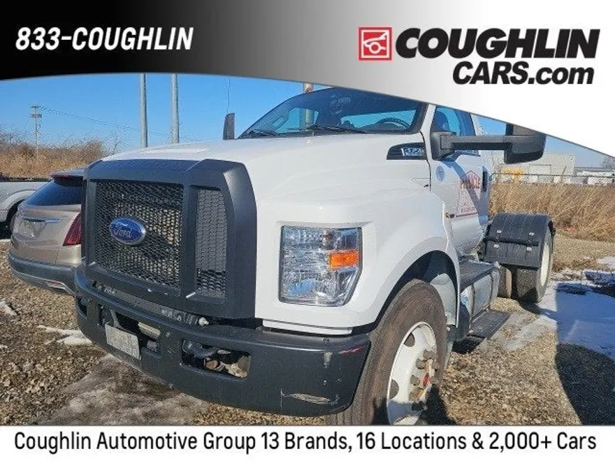 2019 Ford F-750 photo 1