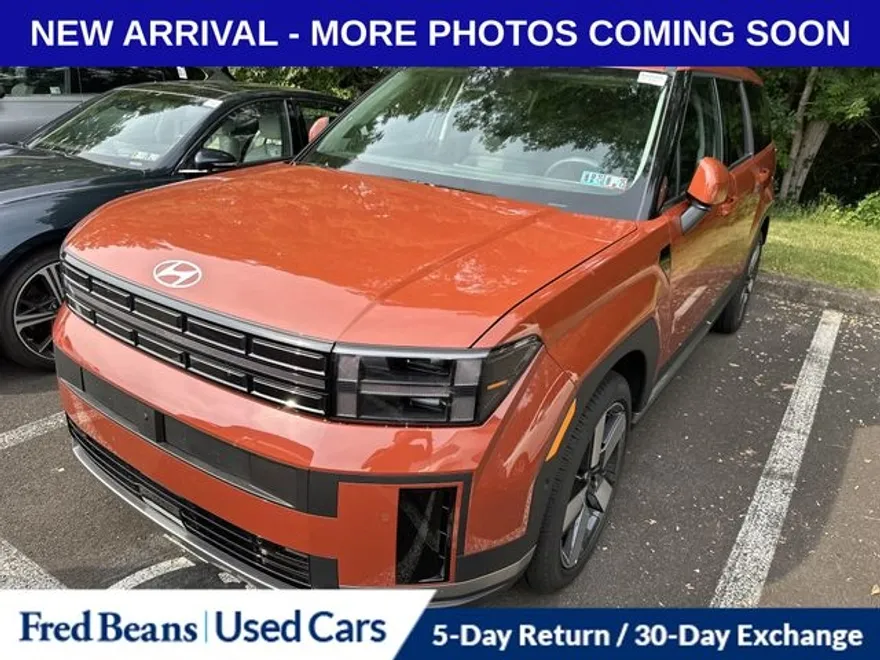 2025 Hyundai Santa Fe photo 1