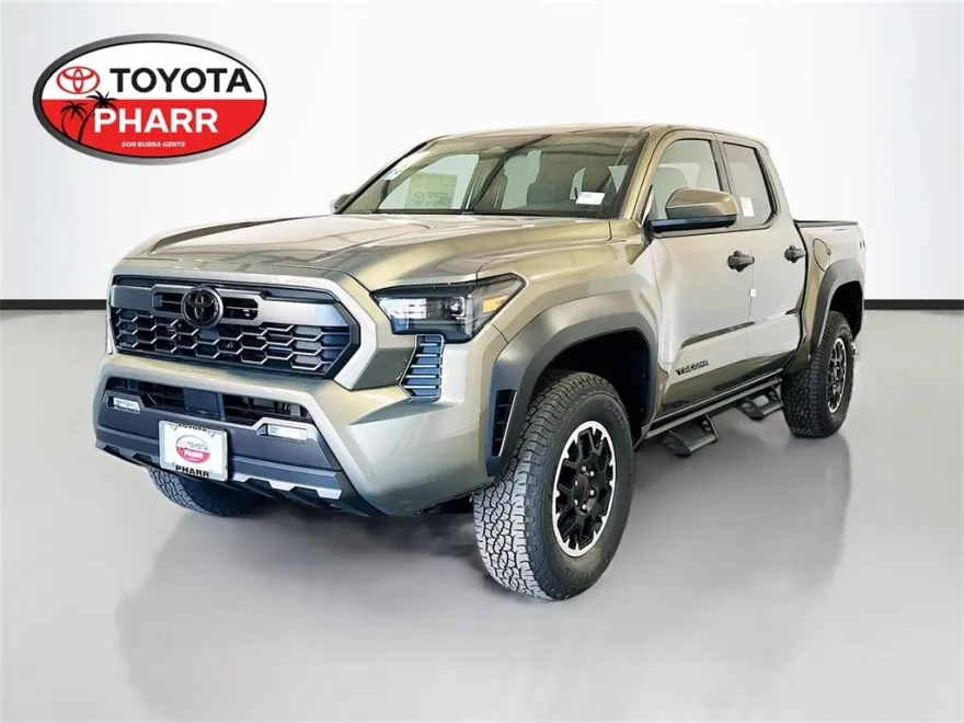 2025 Toyota Tacoma TRD Off-Road photo 1