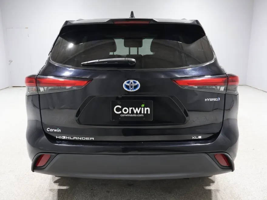 2021 Toyota Highlander Hybrid XLE photo 1