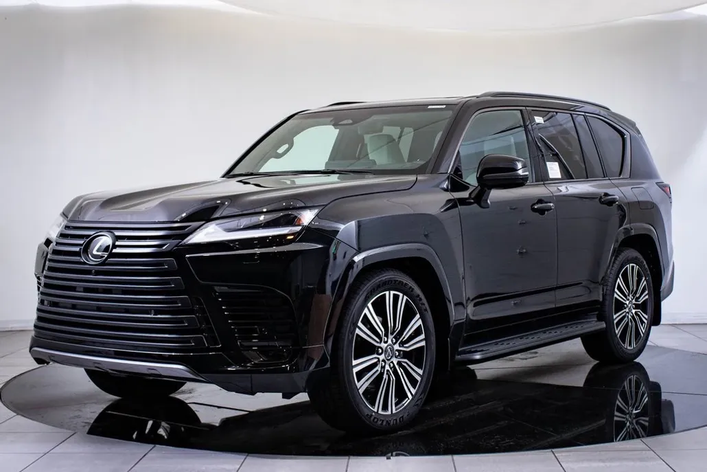 2025 Lexus LX 600 Luxury photo 1