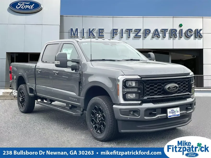 2025 Ford F-350 Lariat photo 1