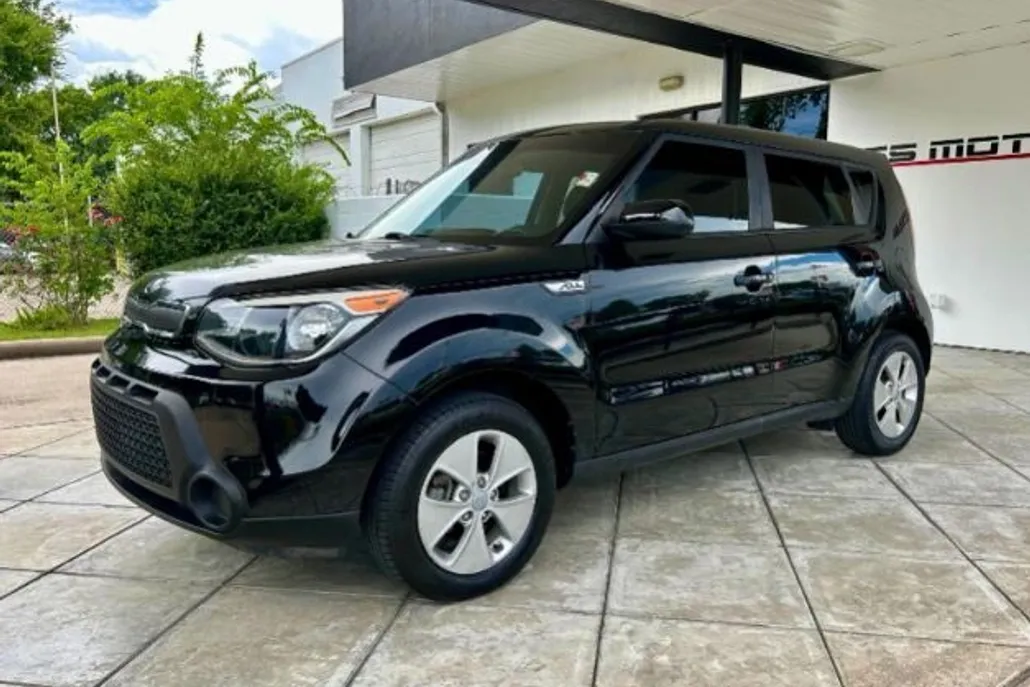 2016 Kia Soul Base photo 1