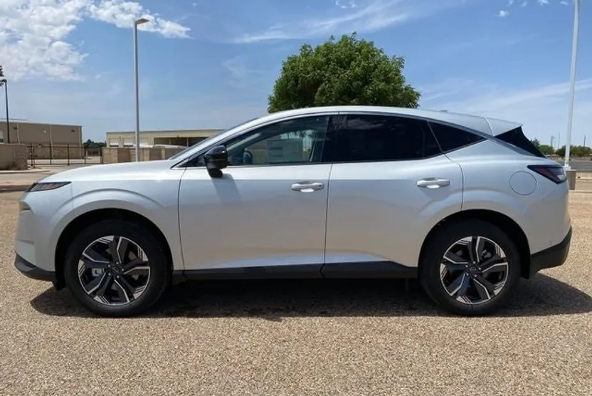 2025 Nissan Murano SL photo 1