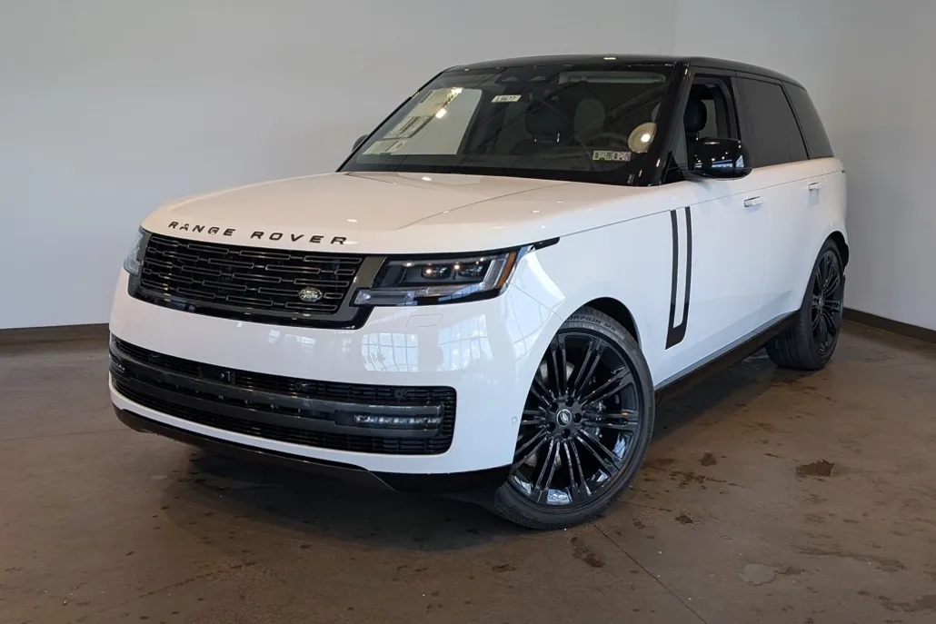 2025 Land Rover Range Rover SE photo 1