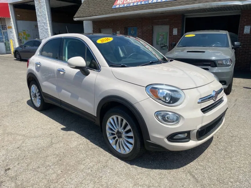 2016 Fiat 500X Lounge photo 1