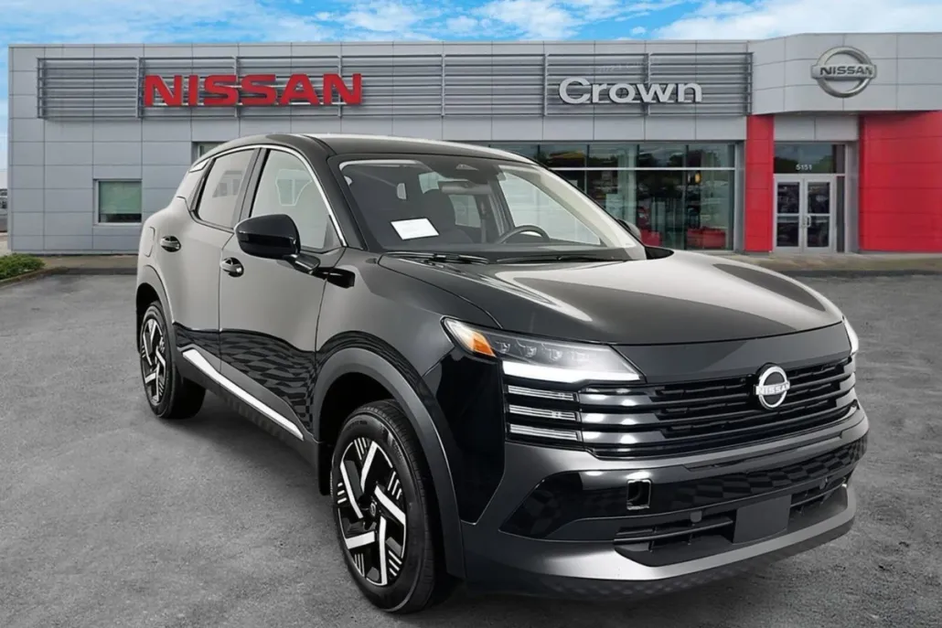 2025 Nissan Kicks SV photo 1