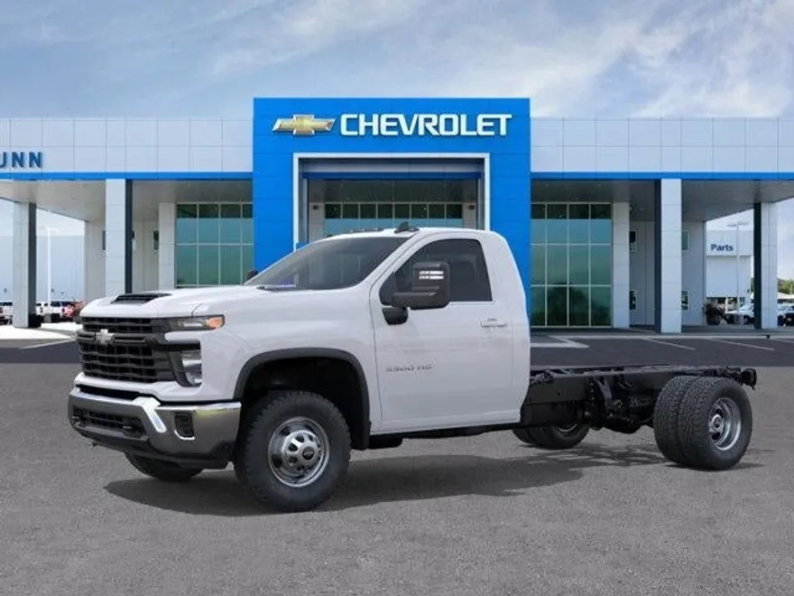 2025 Chevrolet Silverado 3500HD Work Truck photo 1
