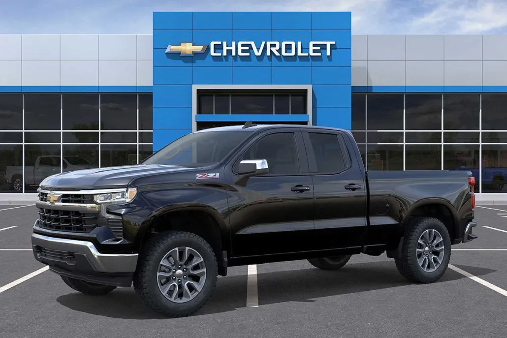 2026 Chevrolet Silverado 1500 LT photo 1
