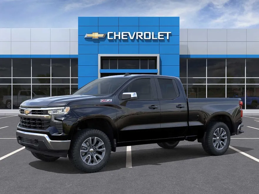 2026 Chevrolet Silverado 1500 LT photo 1