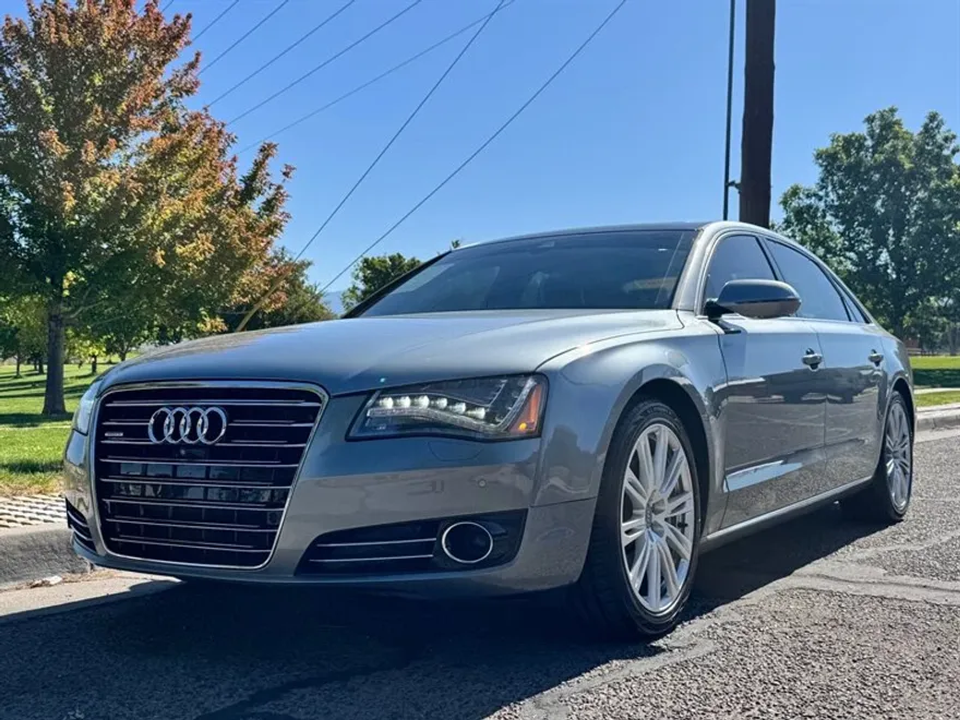 2014 Audi A8 4.0T L Quattro photo 1