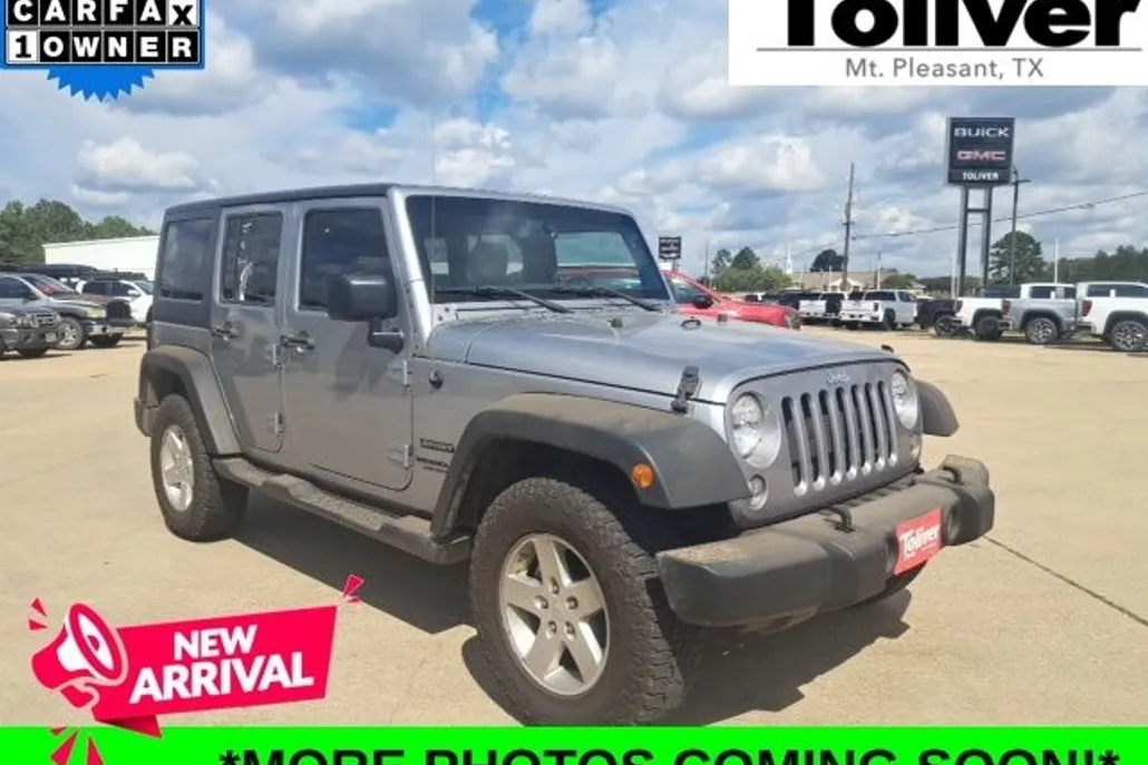 2017 Jeep Wrangler Unlimited Sport photo 1