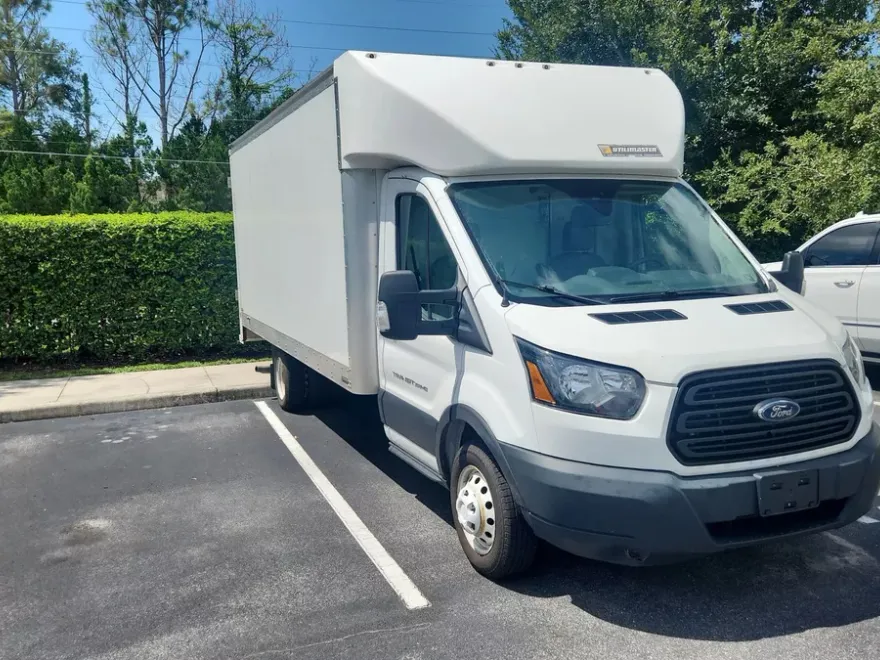 2019 Ford Transit Cutaway Van photo 1