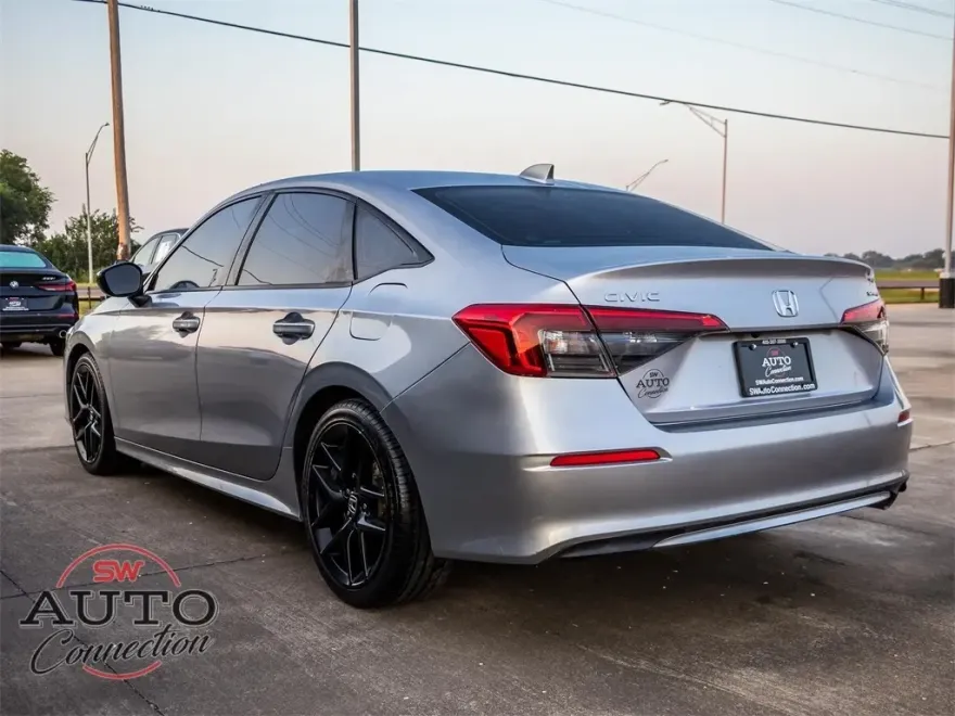 2022 Honda Civic Sport photo 1