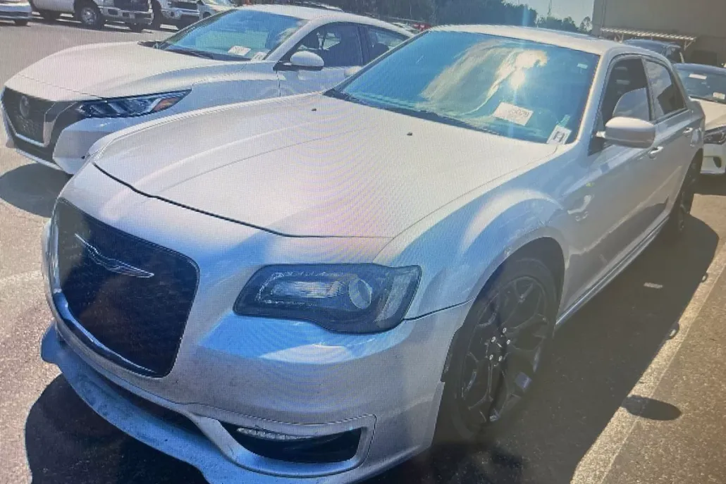 2020 Chrysler 300 S photo 1
