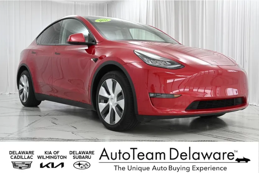2021 Tesla Model Y Long Range photo 1