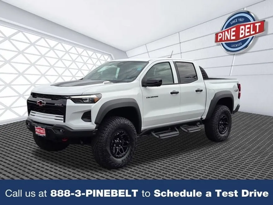 2025 Chevrolet Colorado ZR2 photo 1