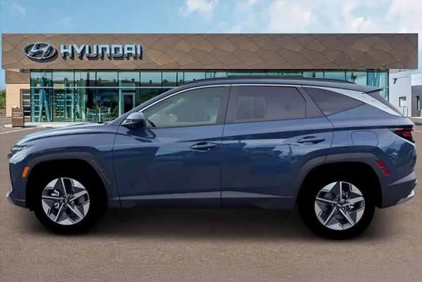 2026 Hyundai Tucson SEL photo 1