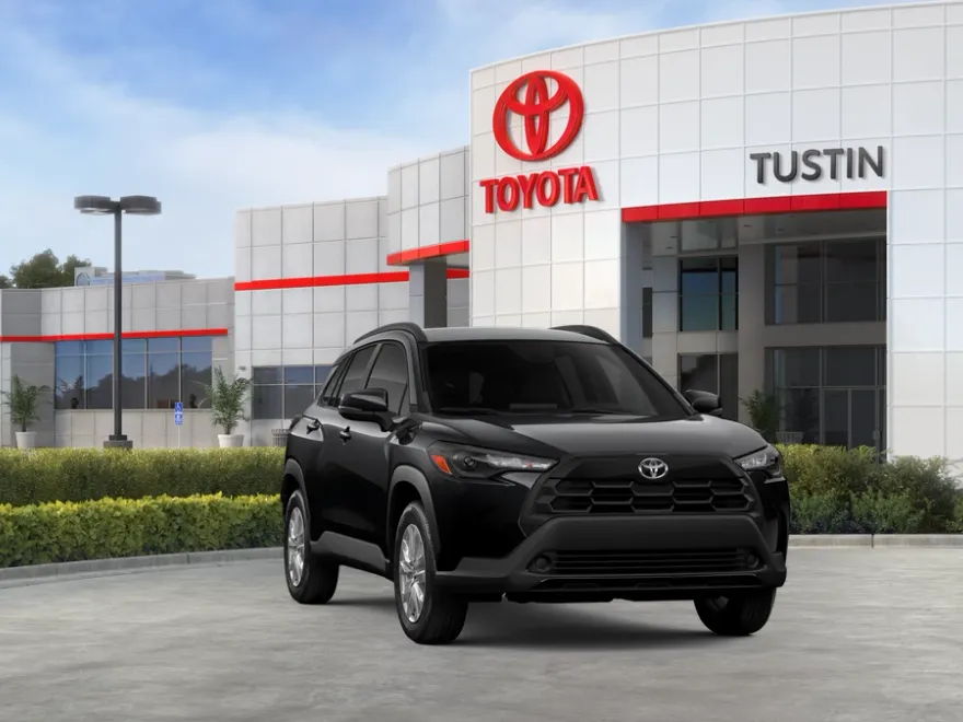 2026 Toyota Corolla Cross LE photo 1