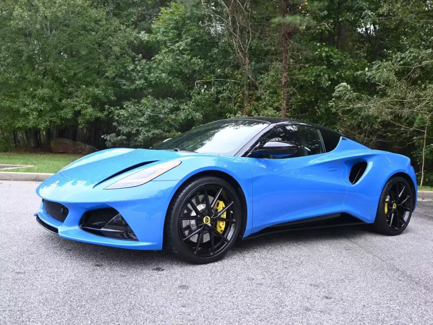 2024 Lotus Emira First Edition photo 1