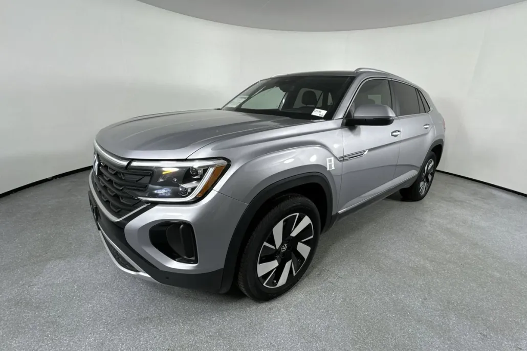 2024 Volkswagen Atlas Cross Sport SEL photo 1