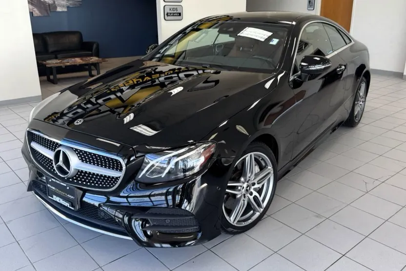 2018 Mercedes Benz E 400 4MATIC Coupe photo 1
