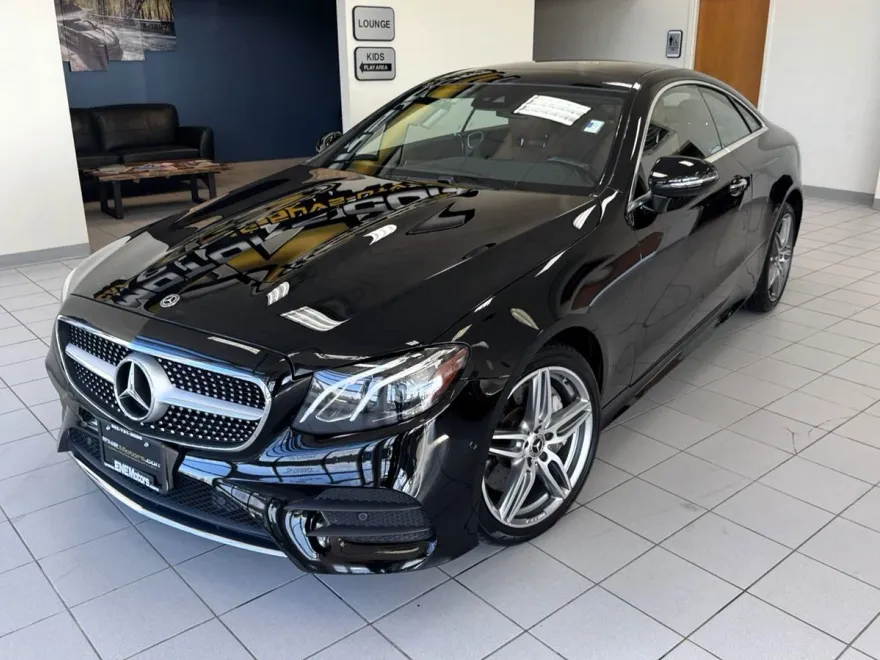2018 Mercedes Benz E 400 4MATIC Coupe photo 1