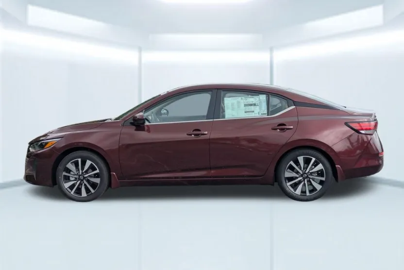 2025 Nissan Sentra SV photo 1