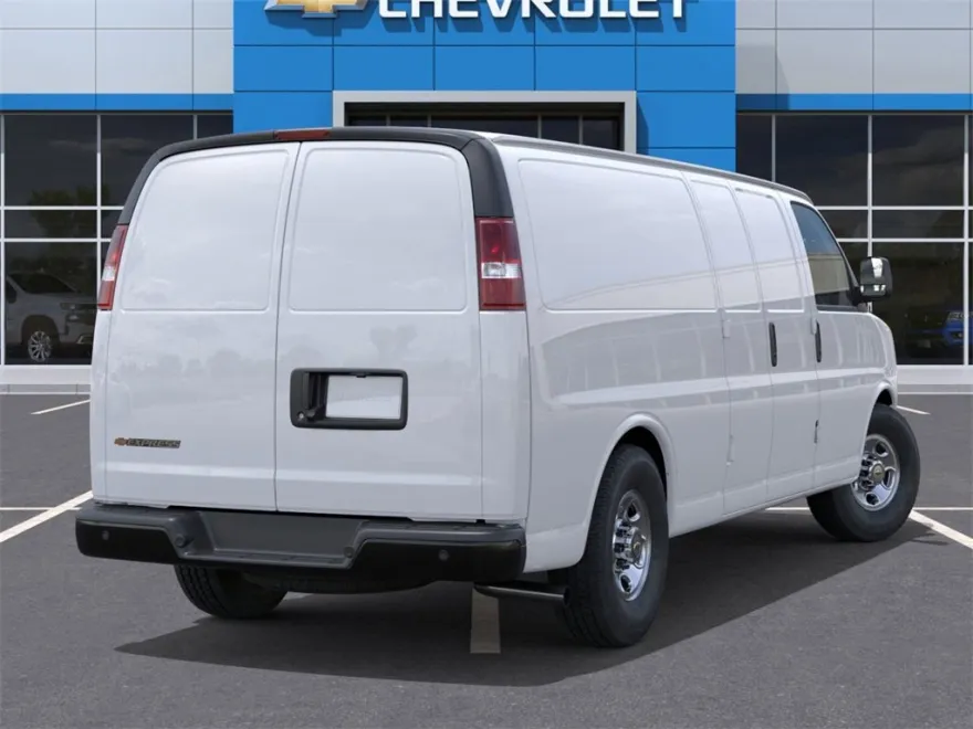 2025 Chevrolet Express Cargo 2500 photo 1