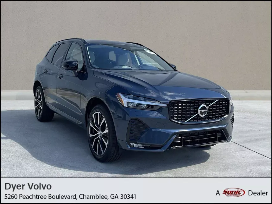 2025 Volvo XC60 B5 Plus photo 1