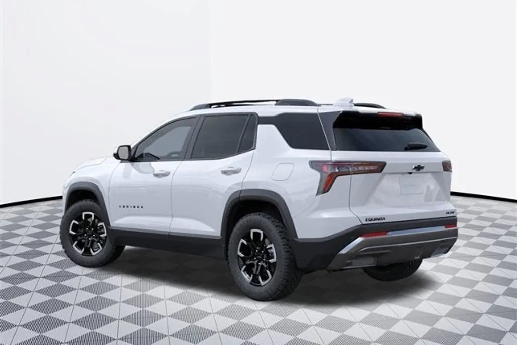 2026 Chevrolet Equinox ACTIV photo 1