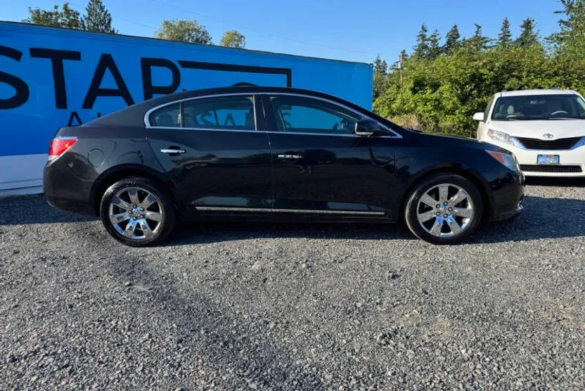 2011 Buick LaCrosse CXS photo 1