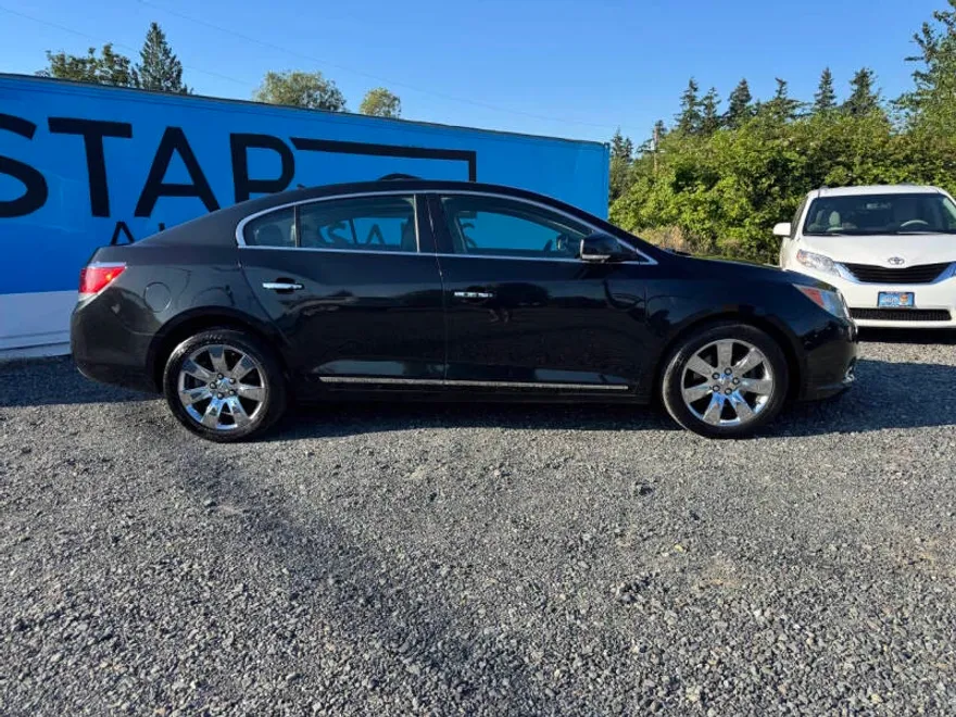 2011 Buick LaCrosse CXS photo 1
