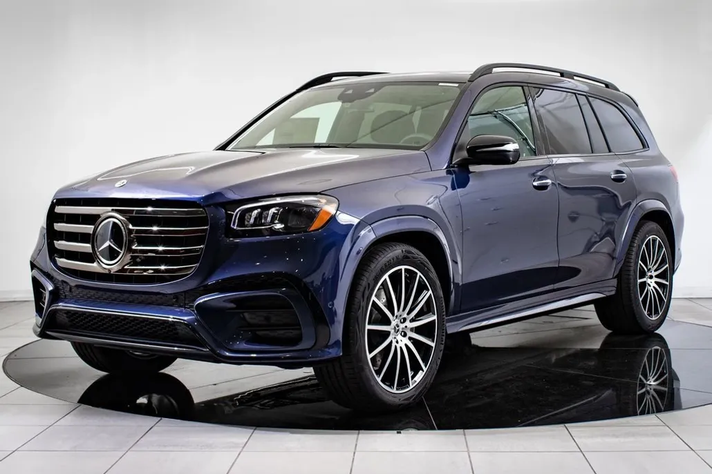 2025 Mercedes Benz GLS 450 4MATIC photo 1