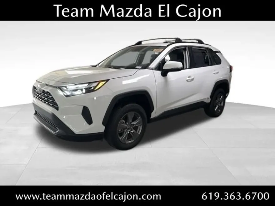 2024 Toyota RAV4 Hybrid XLE photo 1