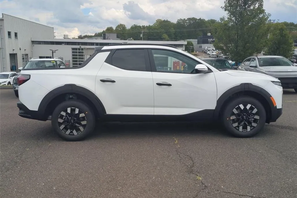 2026 Hyundai Santa Cruz SEL photo 1