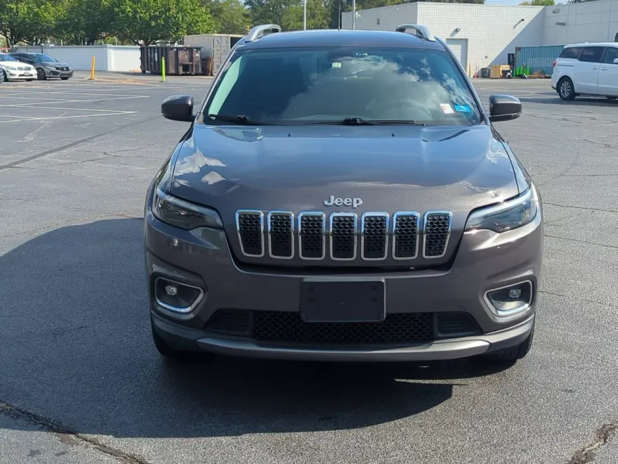 2019 Jeep Cherokee Limited photo 1