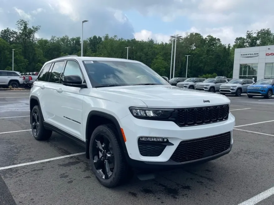 2025 Jeep Grand Cherokee Limited photo 1