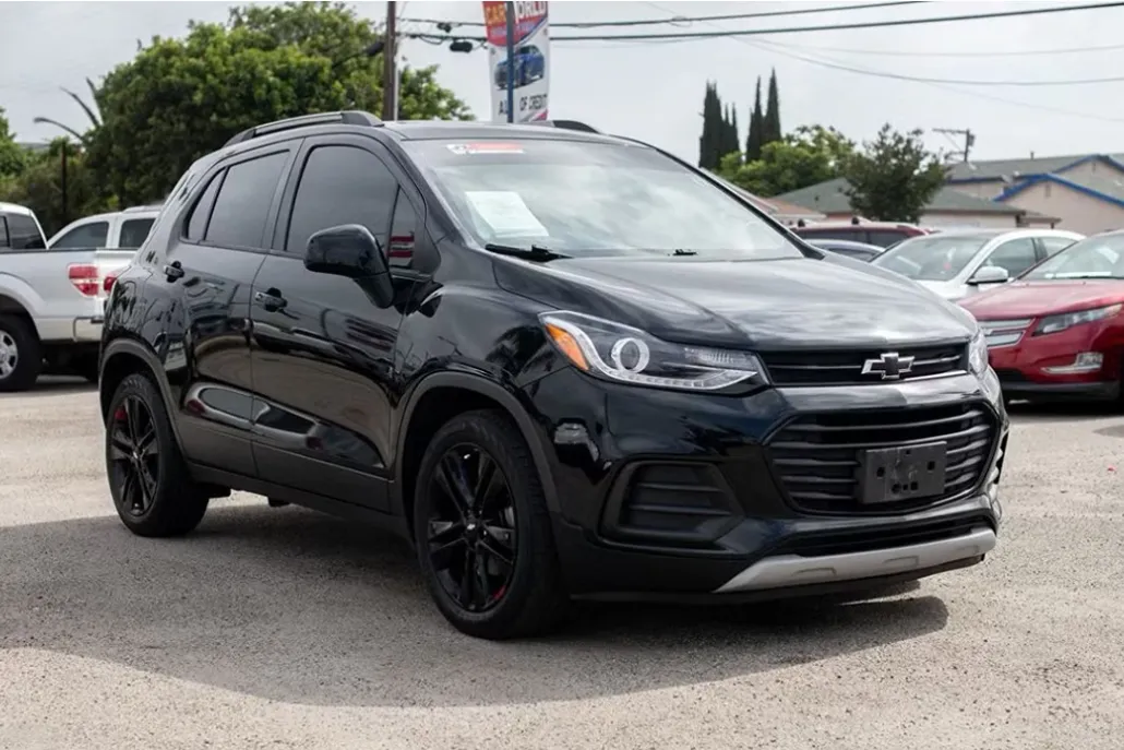 2020 Chevrolet Trax LT photo 1