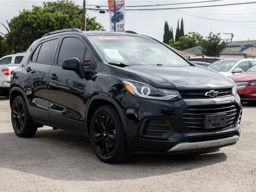 2020 Chevrolet Trax LT photo 1