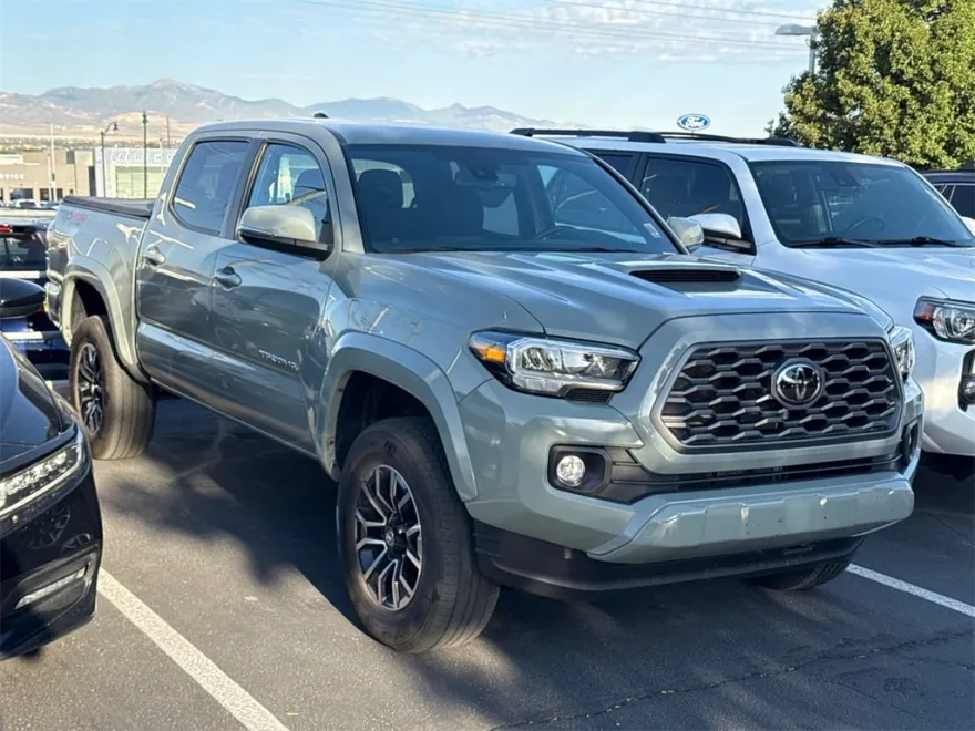 2023 Toyota Tacoma TRD Sport V6 photo 1