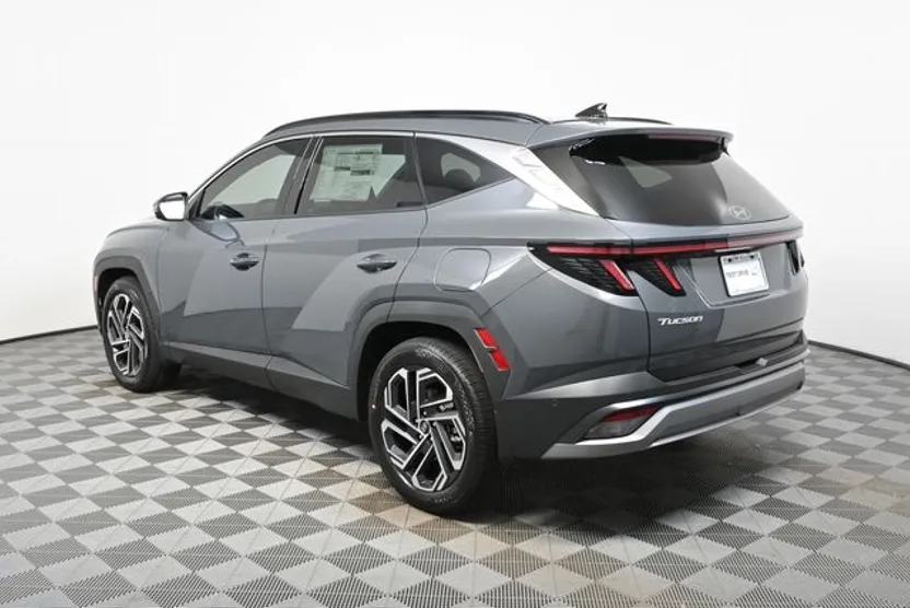 2026 Hyundai Tucson Limited photo 1
