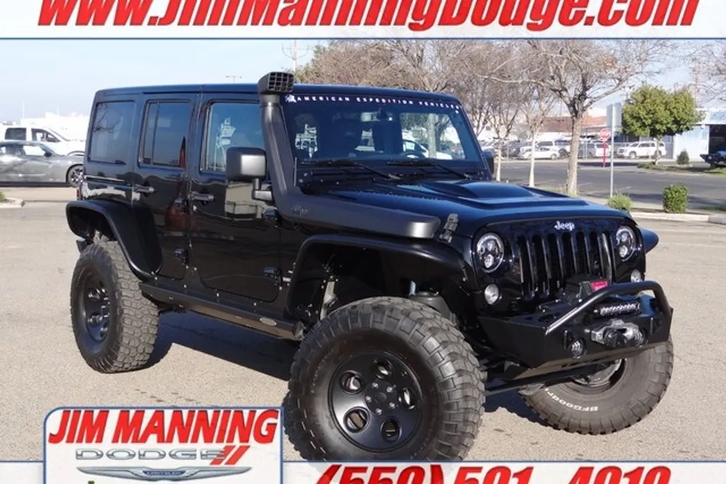 2015 Jeep Wrangler Unlimited photo 1