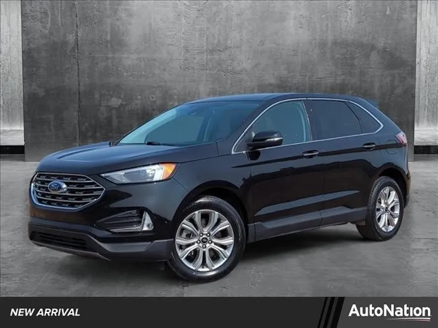 2024 Ford Edge Titanium photo 1
