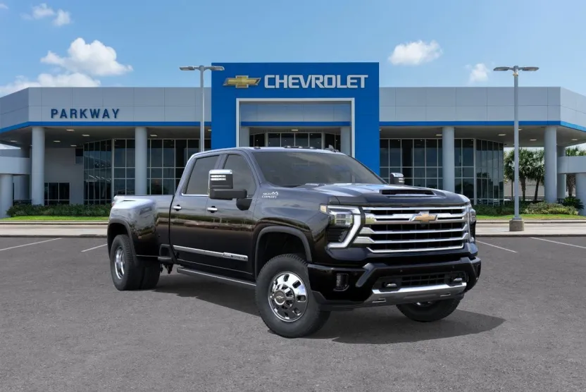 2025 Chevrolet Silverado 3500HD High Country photo 1
