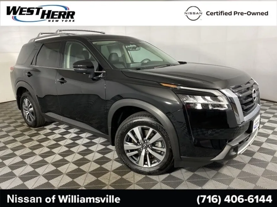 2024 Nissan Pathfinder SL photo 1