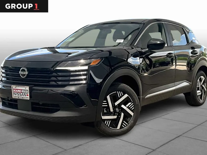 2025 Nissan Kicks SV photo 1