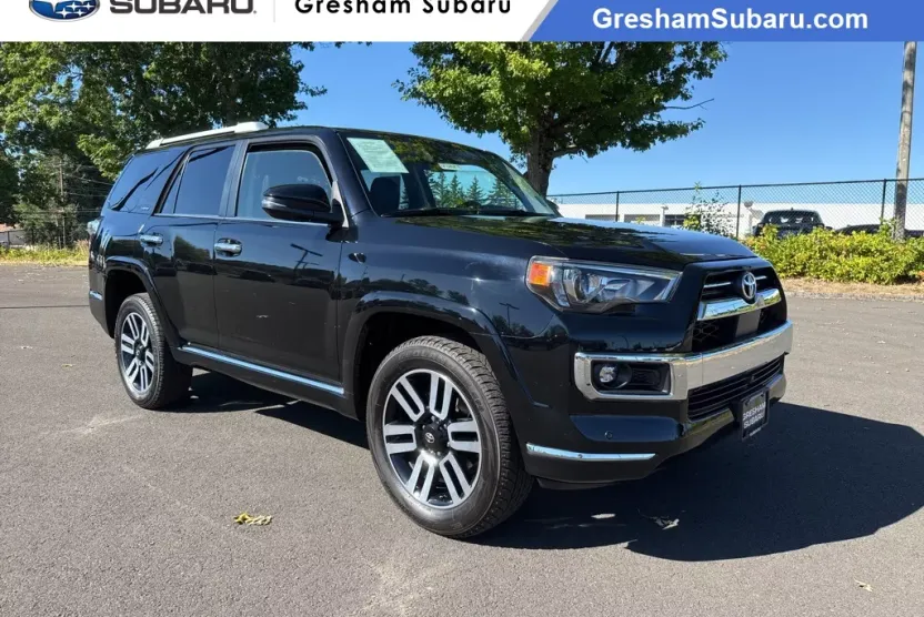 2023 Toyota 4Runner Limited photo 1